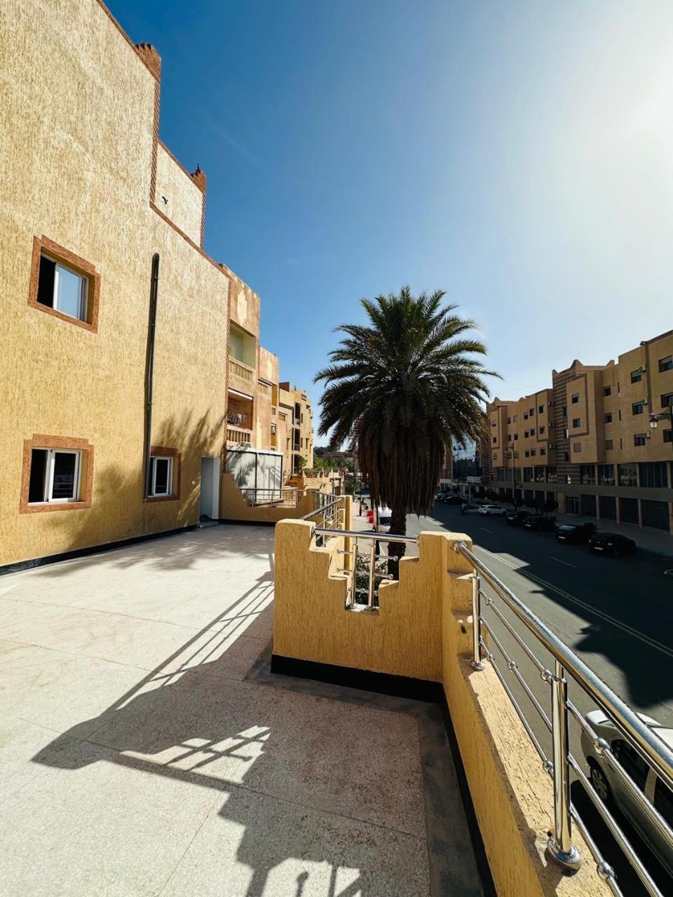 Appartement City Center Ouarzazate Bagian luar foto
